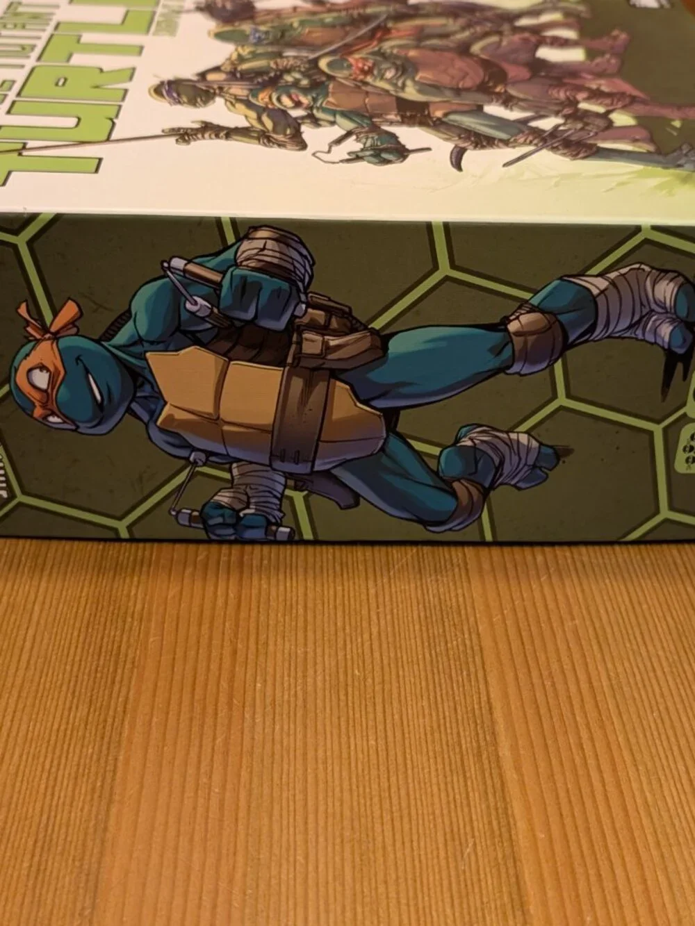 Teenage Mutant Ninja Turtles: Shadows Of The Past Board Game IDW Games ***READ**